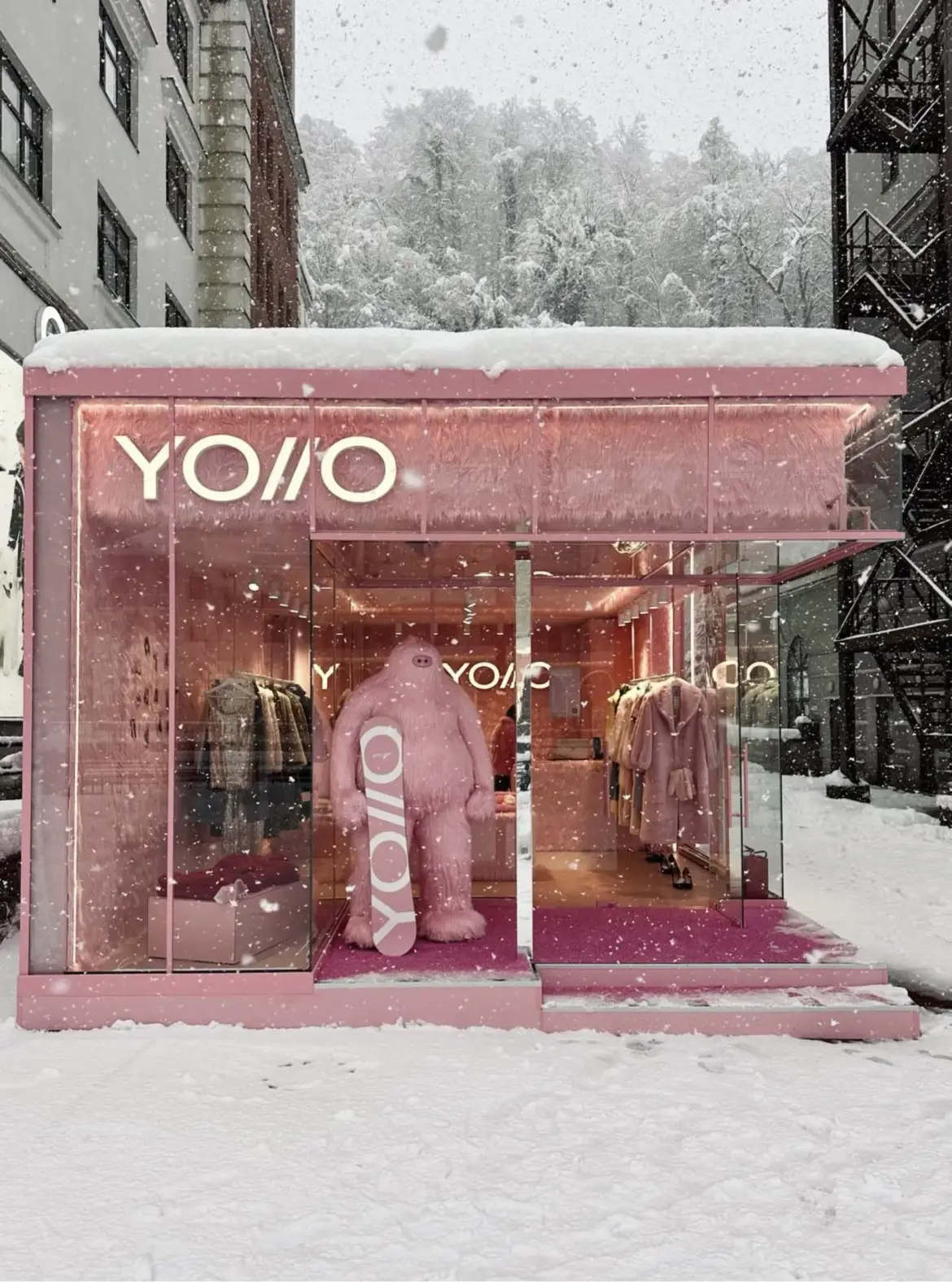 YOLLO на курорте Роза Хутор